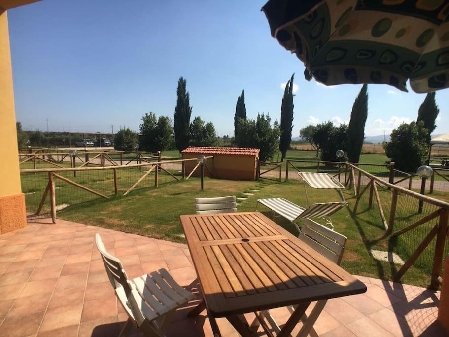 Deste - In Campagna 4 Posti Letto Con Giardino La Sdriscia Eksteriør billede