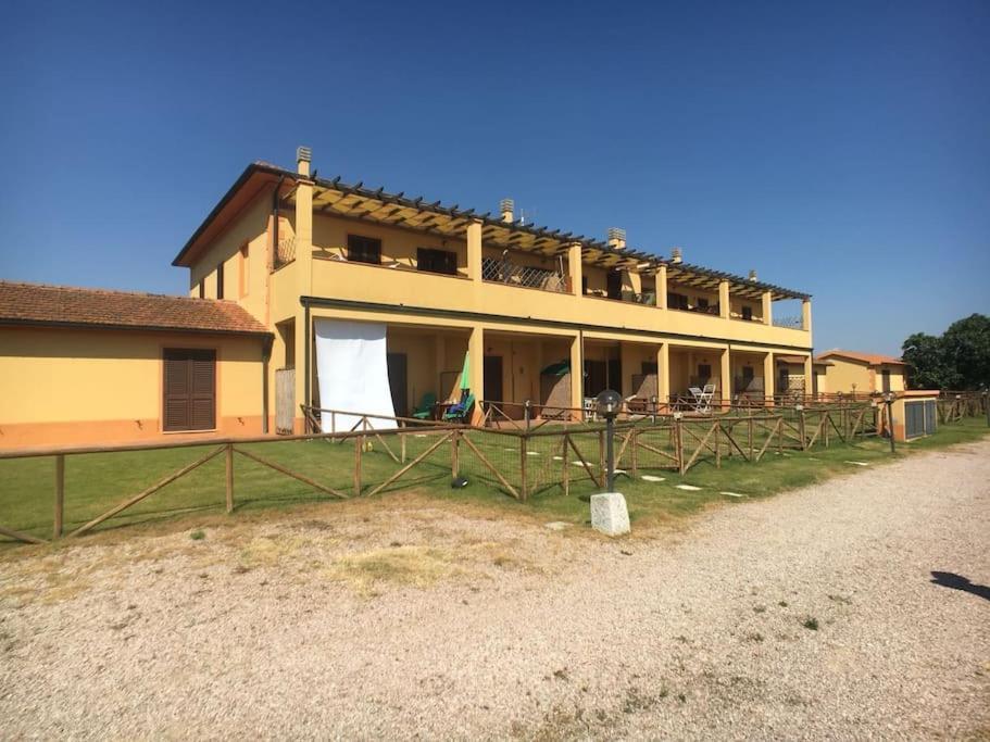 Deste - In Campagna 4 Posti Letto Con Giardino La Sdriscia Eksteriør billede